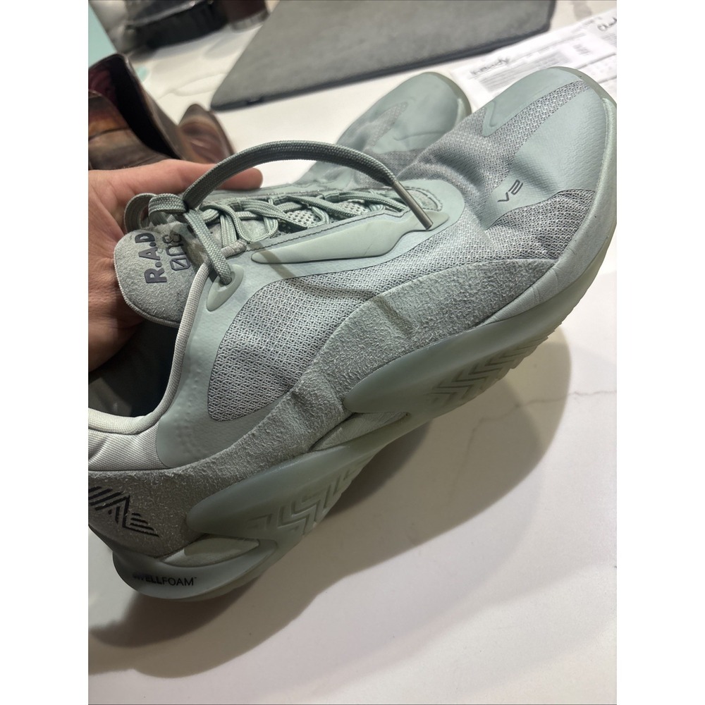 rad one v2 Shoes 13